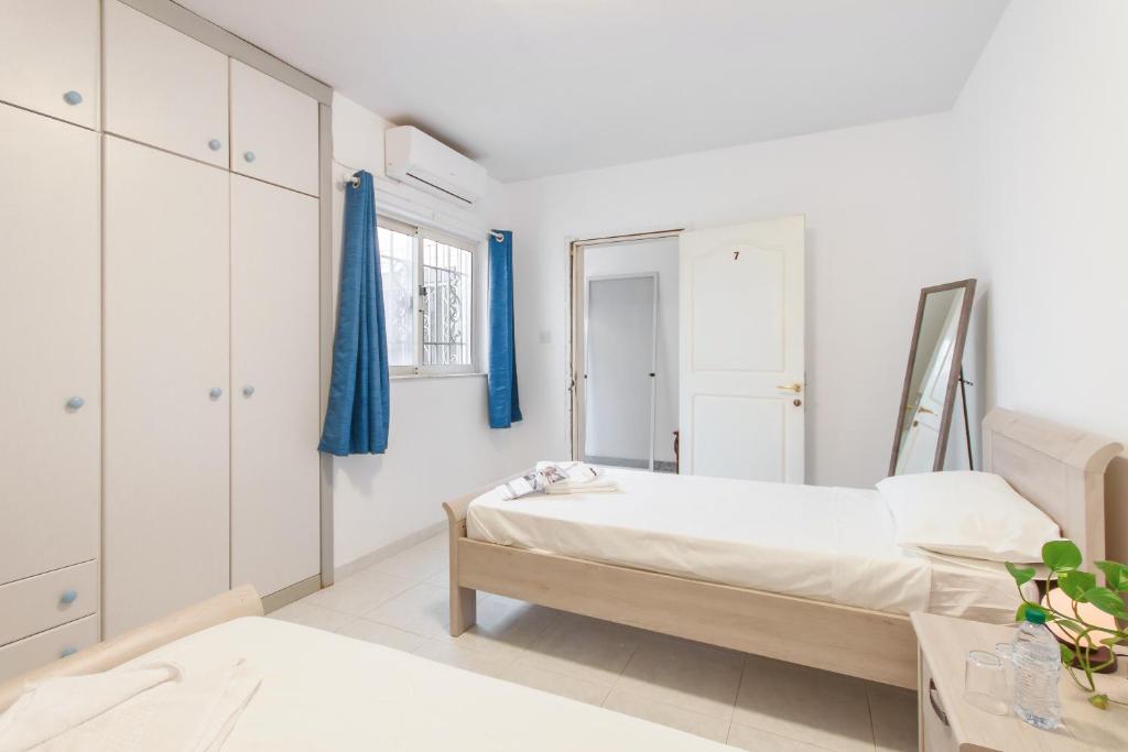 Twin Room with Shared Bathroom at Swieqi Stay with Shared Facilities 107