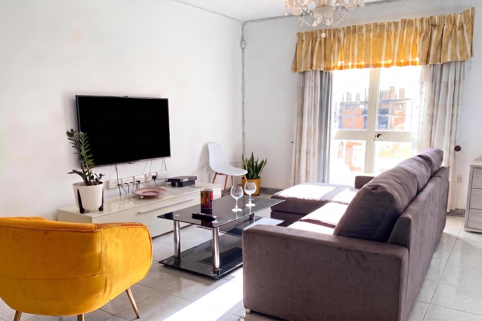 Swieqi Stay with Shared Facilities 107, Is-Swieqi, Malta