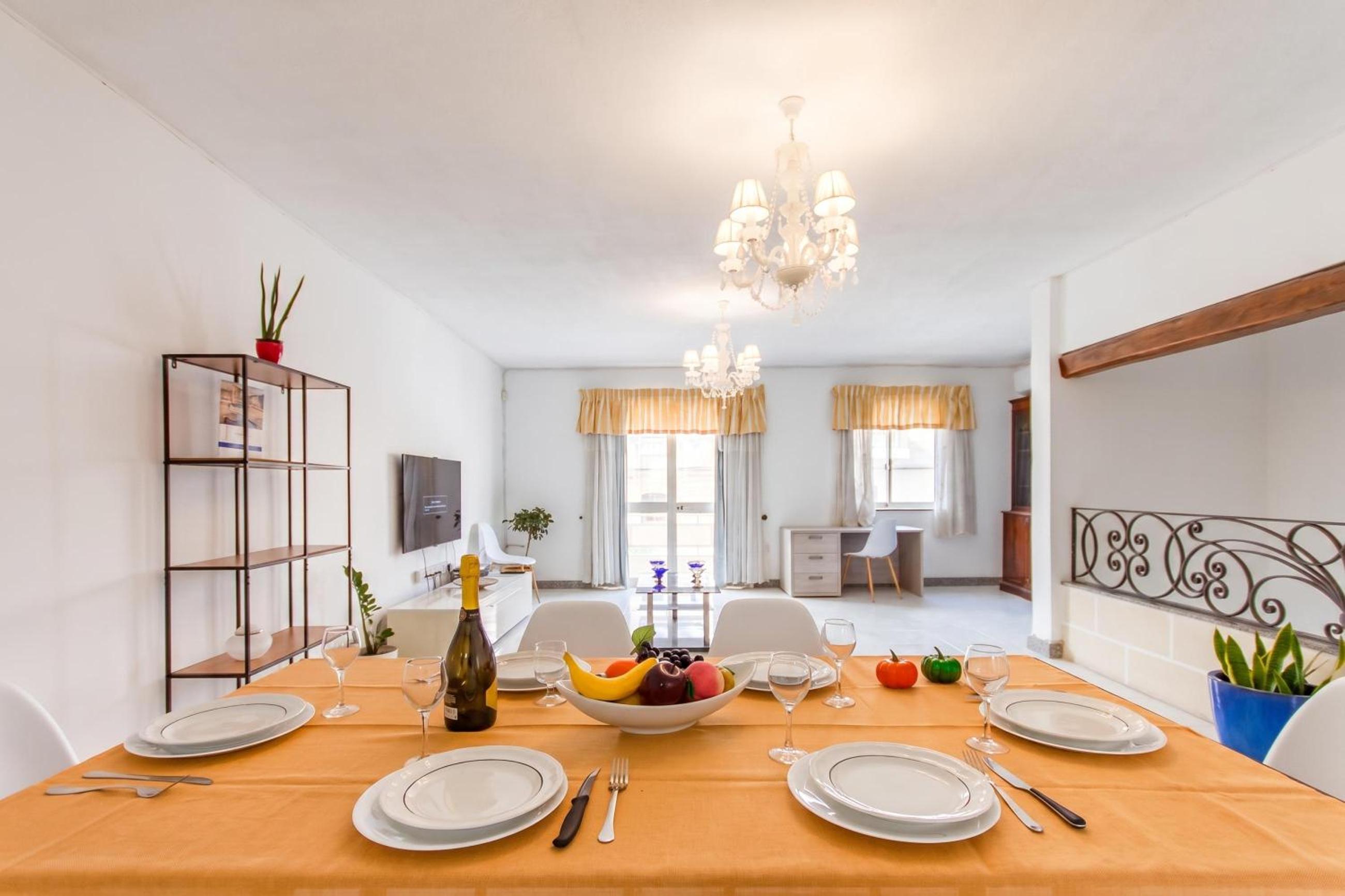Single room with shared bathroom at Swieqi Stay with Shared Facilities 107
